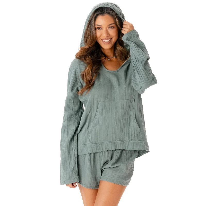 Casual And Versatile Sage Baja Pullover + Shorts Set