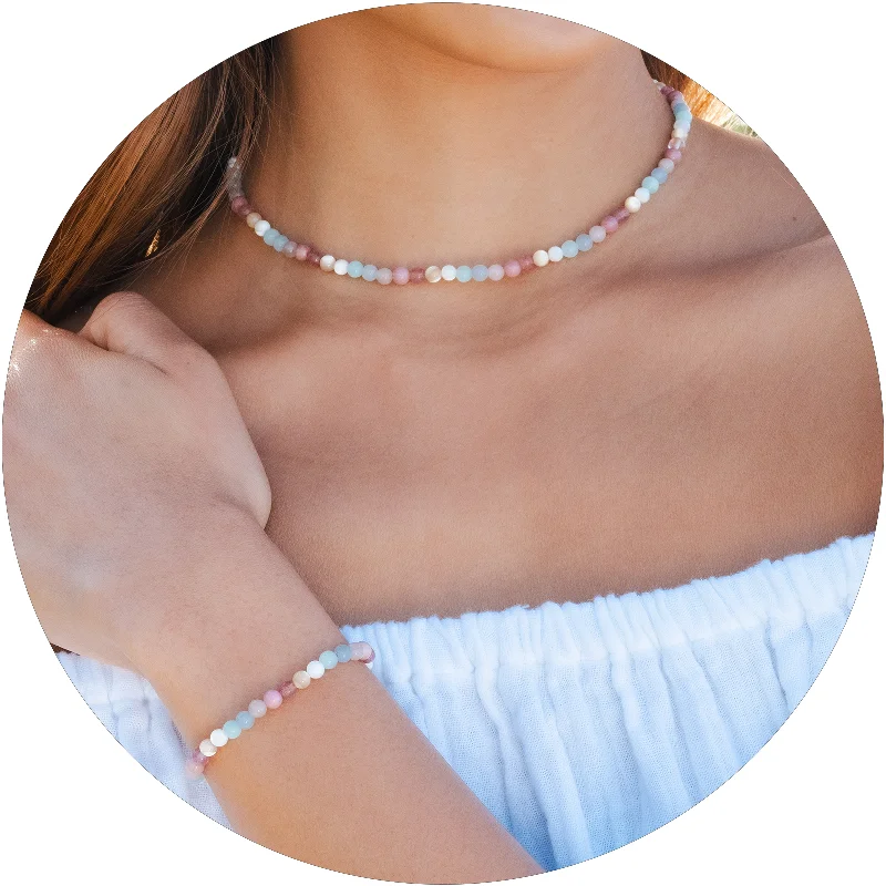 Wandering freely Compassion 4mm Jewelry Set