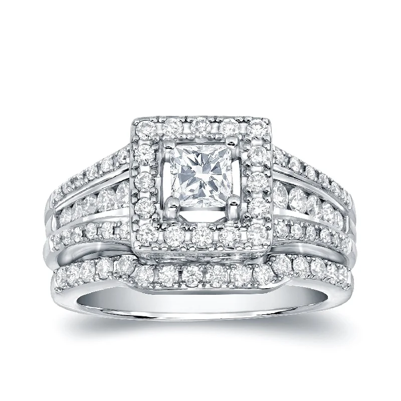 Minimal Style Auriya 14k Gold 1 3/8ctw Princess-cut Diamond Halo Engagement Ring Set