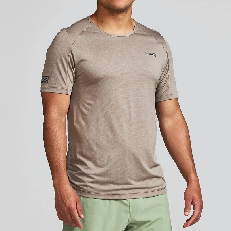 Fashion Expert Janji Men's Run All Day Tee