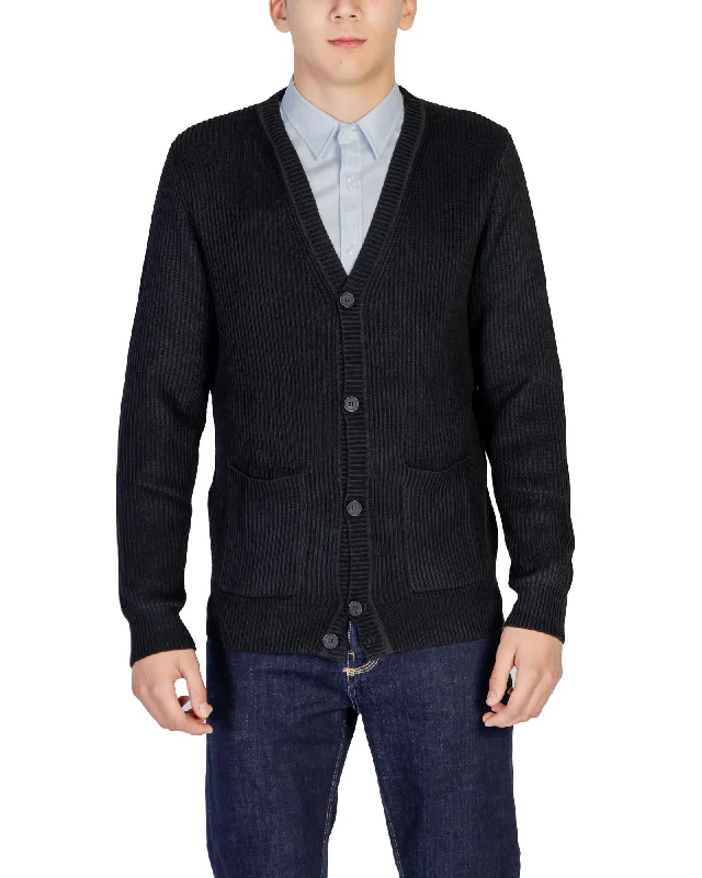 Minimal Style Antony Morato V-Neck Long Sleeve Buttoned Knitwear with Front Pockets Minimal Style Antony Morato V-Neck Long Sleeve Buttoned Knitwear with Front Pockets