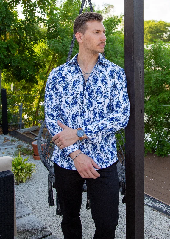 Effortless Looks 'Making Me Paisley'