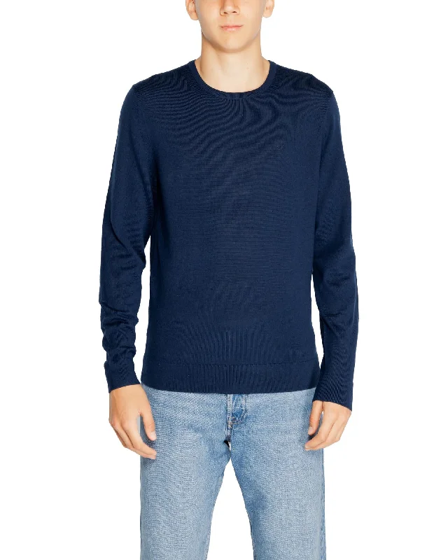 Slim Fit Calvin Klein  Men's Classic Cotton Crewneck Sweatshirt
