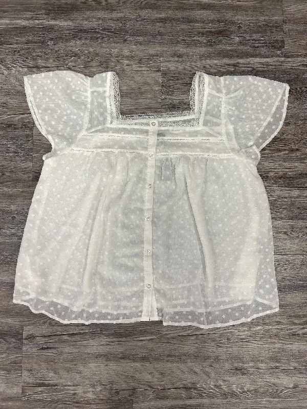 Weekend Style Top Short Sleeve By Torrid In White, Size: 1x