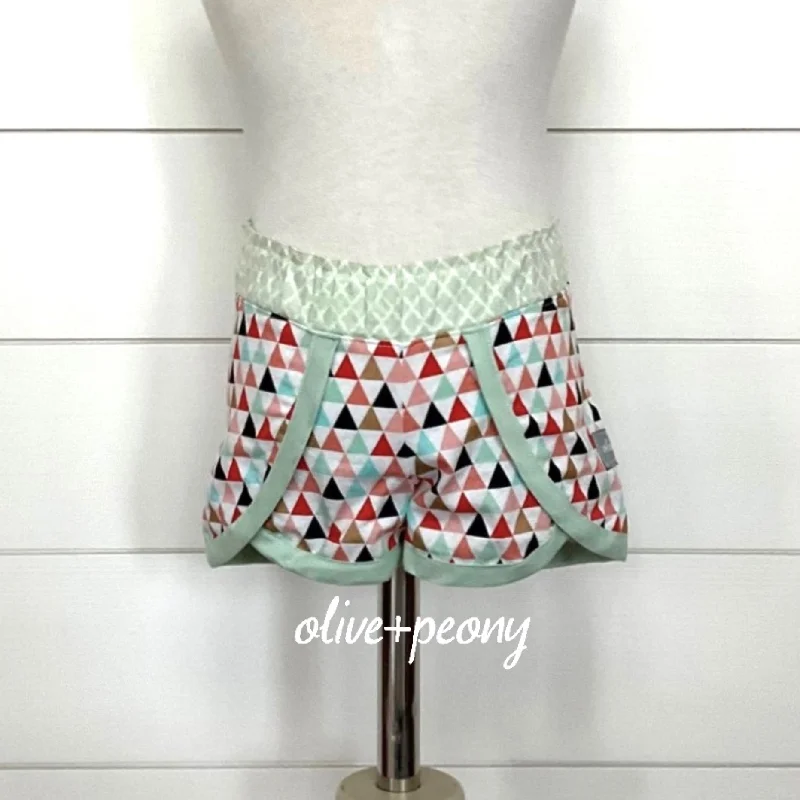 Classic Style Triangles in Mint Petal Shorties