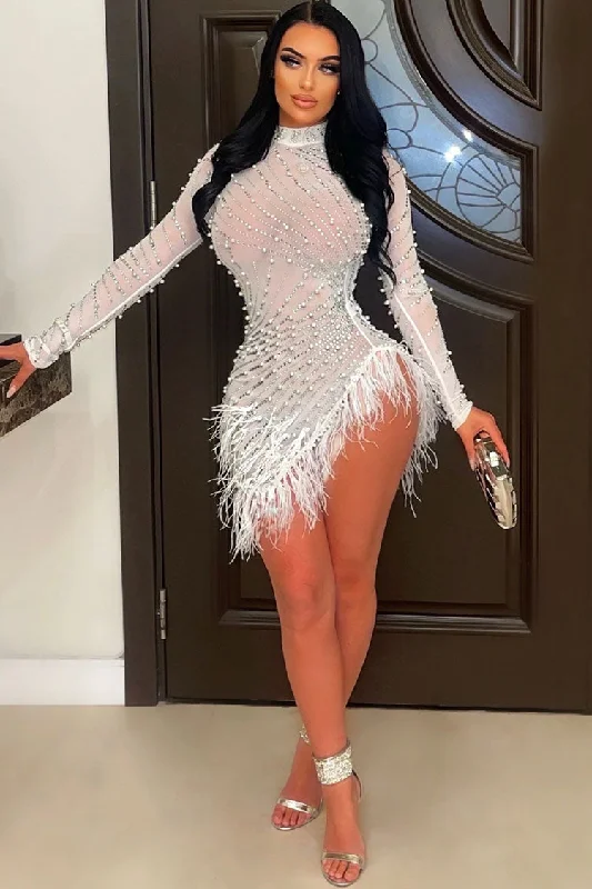 Simple Style Sparkly Crystal High Neck Sheer Mesh Bodycon Feather Party Mini Dress - White Simple Style Sparkly Crystal High Neck Sheer Mesh Bodycon Feather Party Mini Dress - White