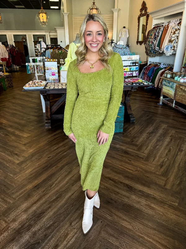 Simple Design Charleston Dress: Avacado