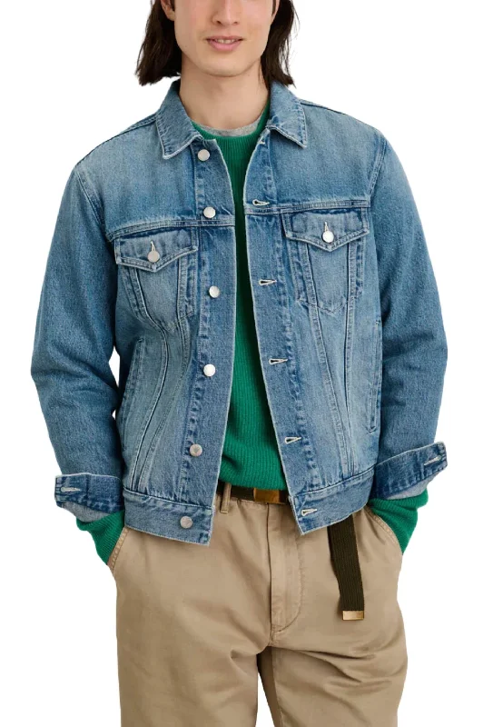 Cute Design Men's Buckle Back Jean Jacket In Vintage Wash
