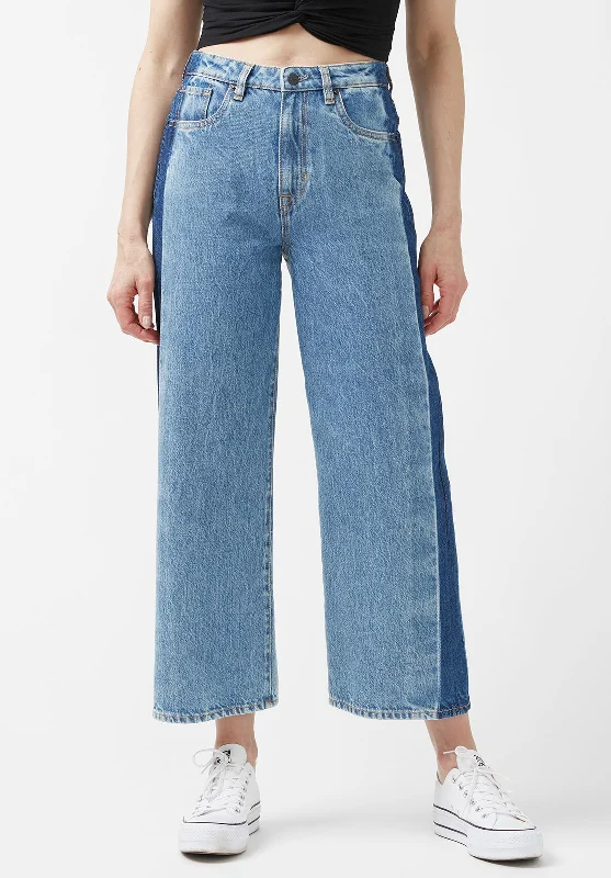 Comfortable Sweaters High Rise Wide Leg Cropped Addisson Women’s Jeans in Shadow Wash Blue - BL15896