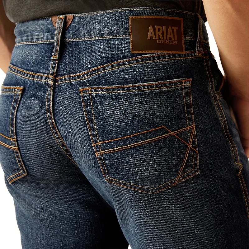 Soft And Comfortable Ariat Men's M2 Traditional Relaxed Cleveland Bootcut Jeans