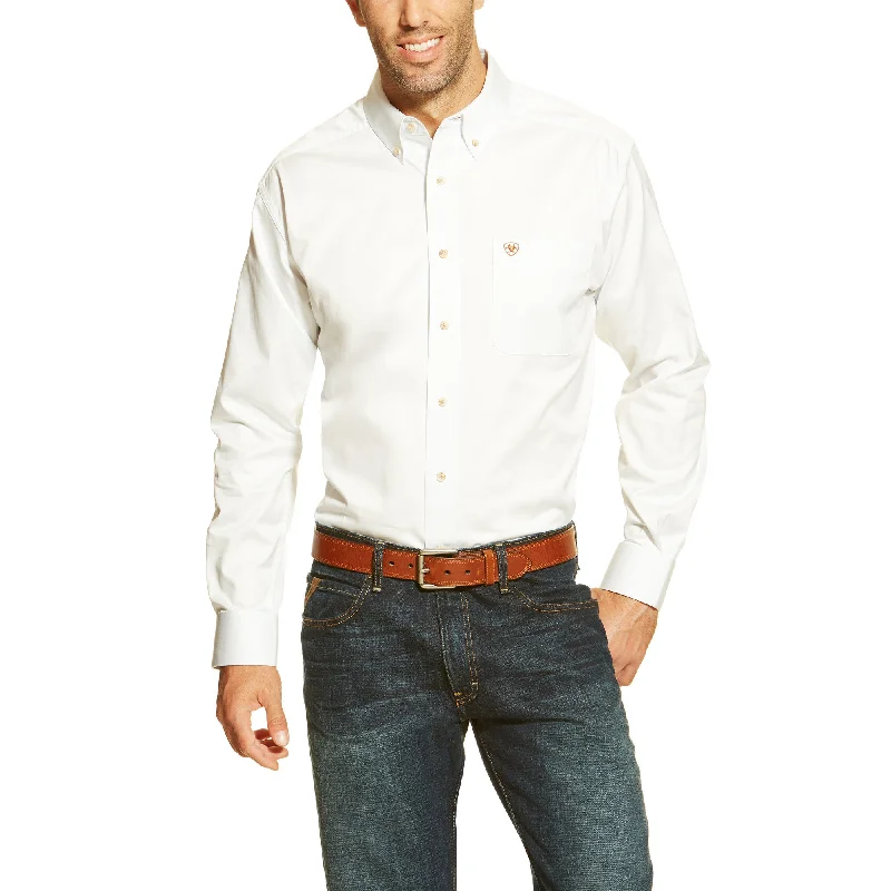 Weekend Comfort Wear Ariat Men's White Solid Twill Classic Fit Shirt