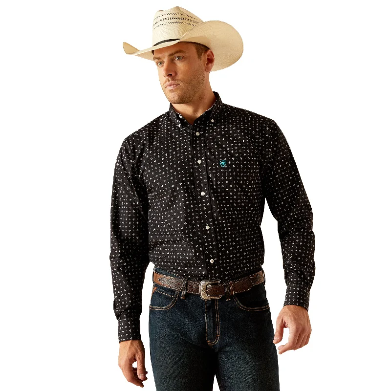 Stylish Casuals Ariat Wrinkle Free Seth Black Classic Fit Shirt