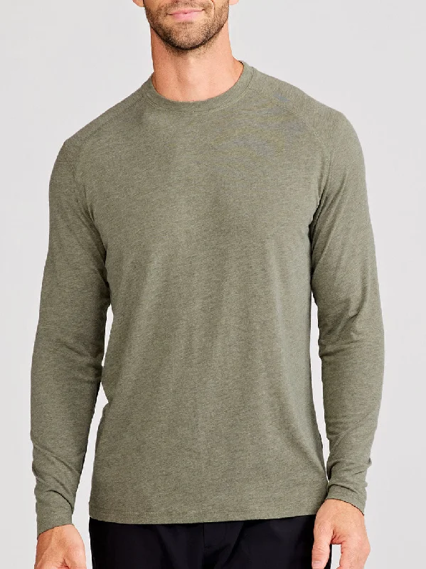 Slightly Flared Design Carrollton Long Sleeve Fitness T-Shirt