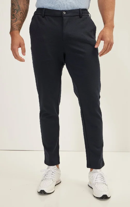 Age-reducing Style Weekend Knitted Fit Slacks - Navy