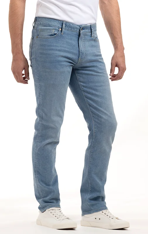 Soft Trends Performance Denim // LIGHT WASH BLUE