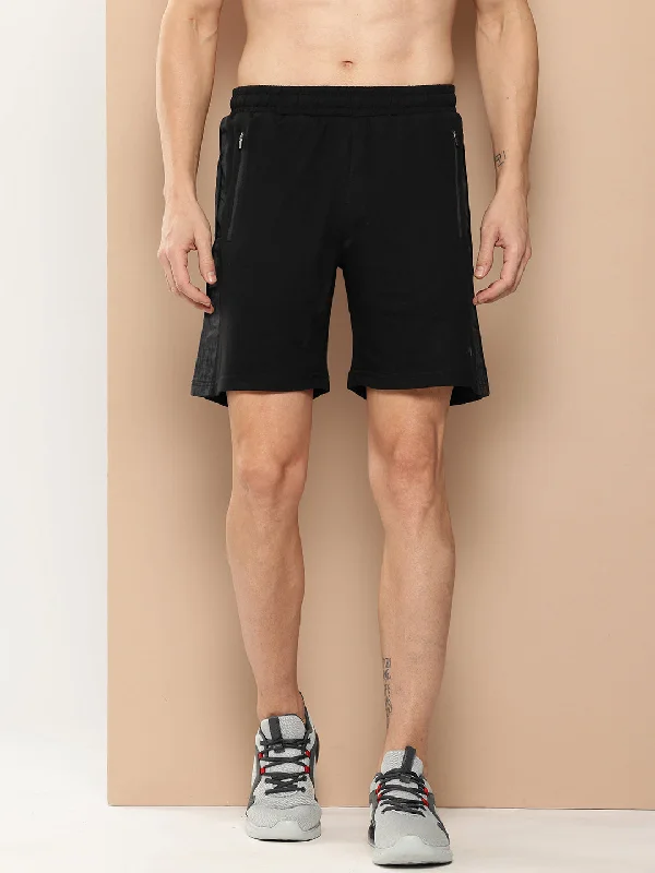 Fashionable Items Alcis Men Black Colorblocked Shorts