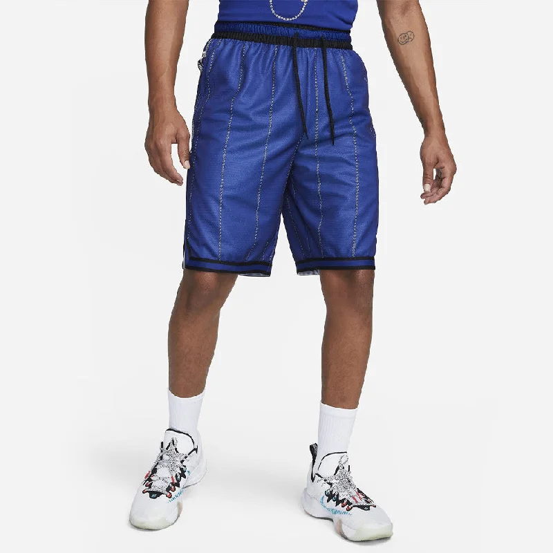 Classic Comfort basketball Nike Dri-FIT DNA Shorts