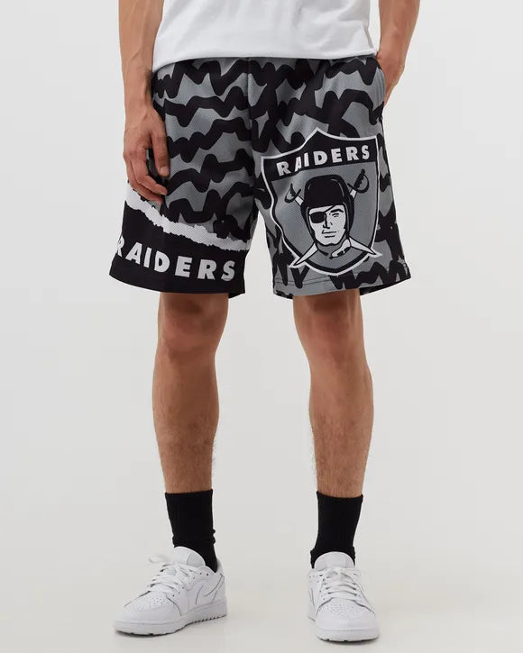Versatile Outfits Mitchell and ness RAIDERS shorts
