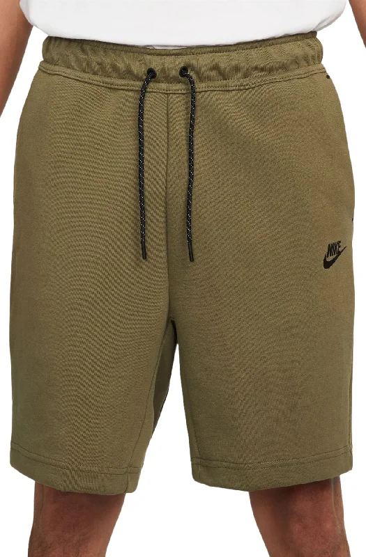 Fresh And Simple Nike Sportswear Tech Fleece Shorts