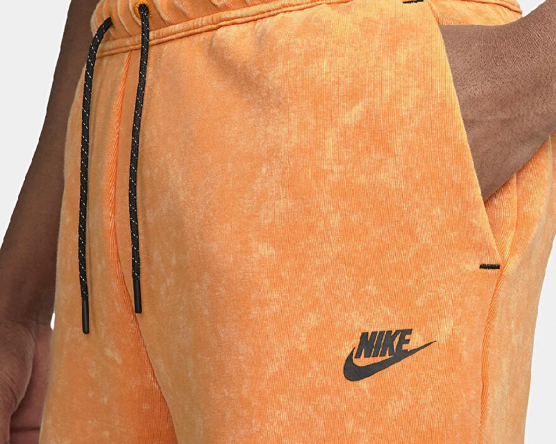 Urban Style NIKE Sportswear Tech Fleece Shorts